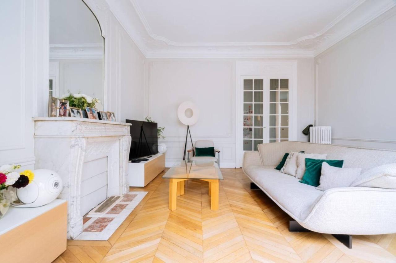 Spacious Parisian Family Apartment In 7Th Eksteriør billede